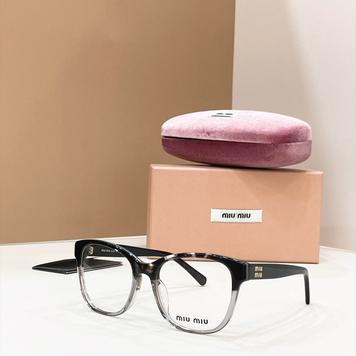Miu Miu MU 51X Sunglasses